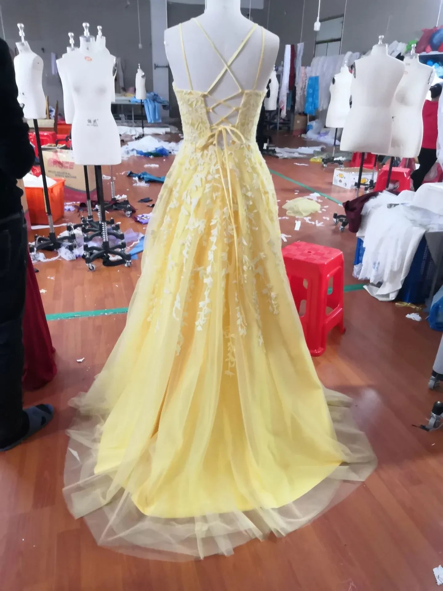 Yellow Spaghetti Strap Lace-Up Back Floral Lace Tulle A-Line Prom Dress