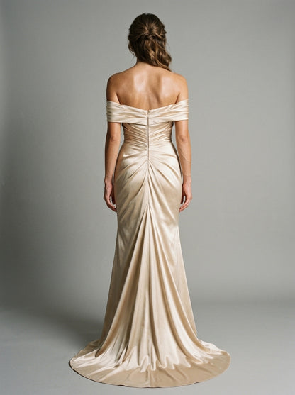 Classic A-line Bateau-neck Cap-sleeve Zip-back Mini Homecoming Dress