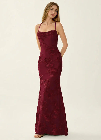 Burgundy Lace Sheath/column Square Neck Criss-Cross Straps Floor-Length Dress - Aabei Dress