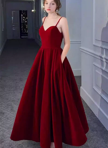 Burgundy Velvet A-Line Sweetheart V-Back Floor-Length Dress Front View - Aabei Dress