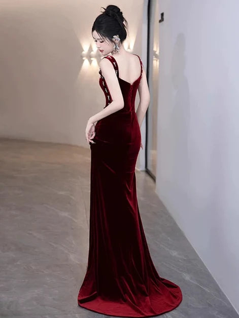 Burgundy Velvet Sheath Column Sweetheart V-Back Floor-Length Dress Back View - Aabei Dress