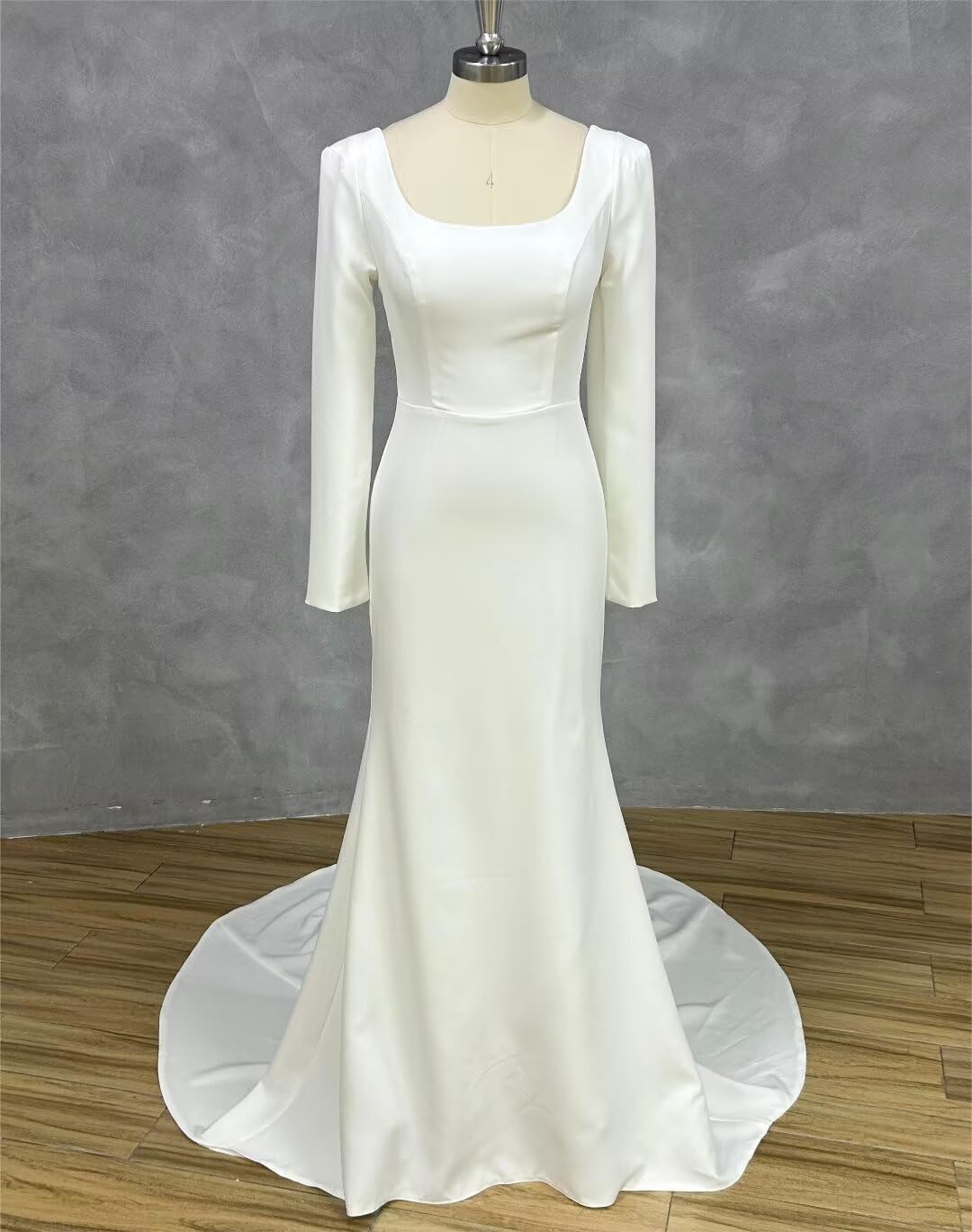 Ivory Satin Sheath/column Square Neck Back Zip Floor-Length Dress