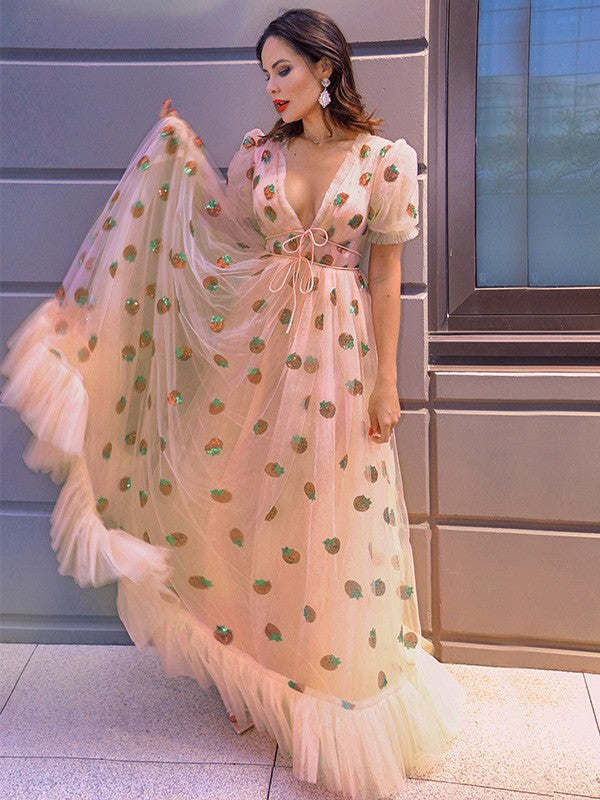 A-Line/Princess Tulle Ruffles V-neck Short Sleeves Floor-Length Dresses