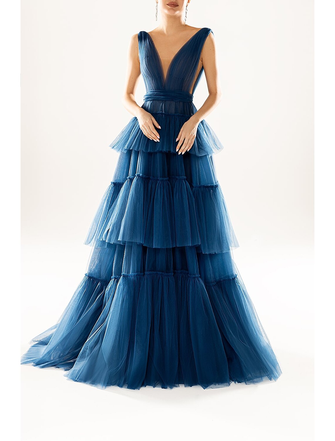 Prom Dresses A-Line Elegant Princess Wedding Guest Formal Evening Dress V Neck Sleeveless Court Train Tulle with Tier Pure Color
