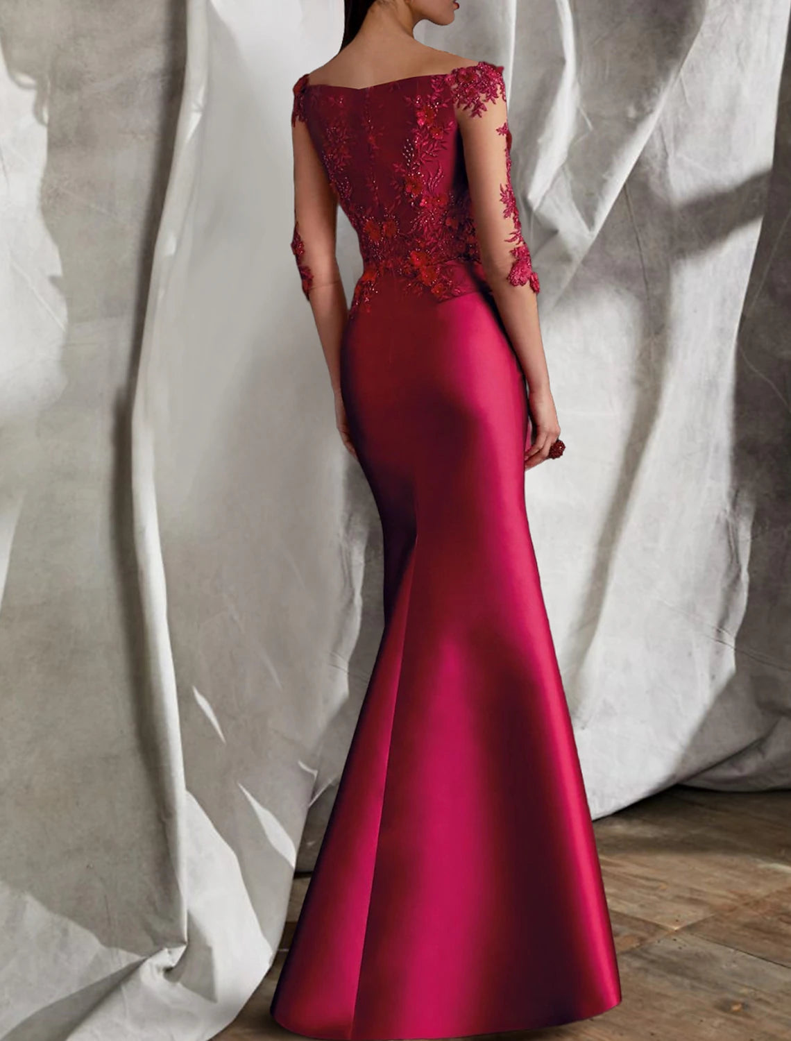 Mermaid / Trumpet Evening Gown Floral Dress Wedding Guest Engagement Floor Length 3/4 Length Sleeve V Neck Satin with Draping Slit Appliques