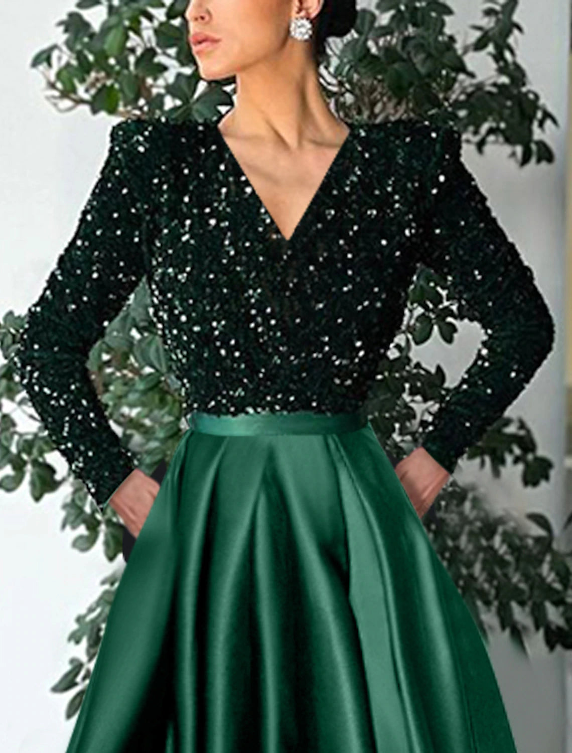 A-Line Cocktail Dresses Christmas Red Green Dress Formal Wedding Guest Tea Length Long Sleeve V Neck Sequined with Sequin Party Dresses