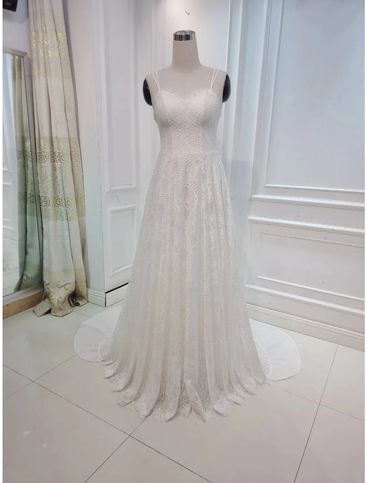 Beachy Boho A-Line Sweetheart Lace Pleated Chapel Train Wedding Dress.