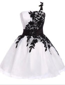 Chic A-Line One Shoulder Color Block Applique White Mini Party Dress.