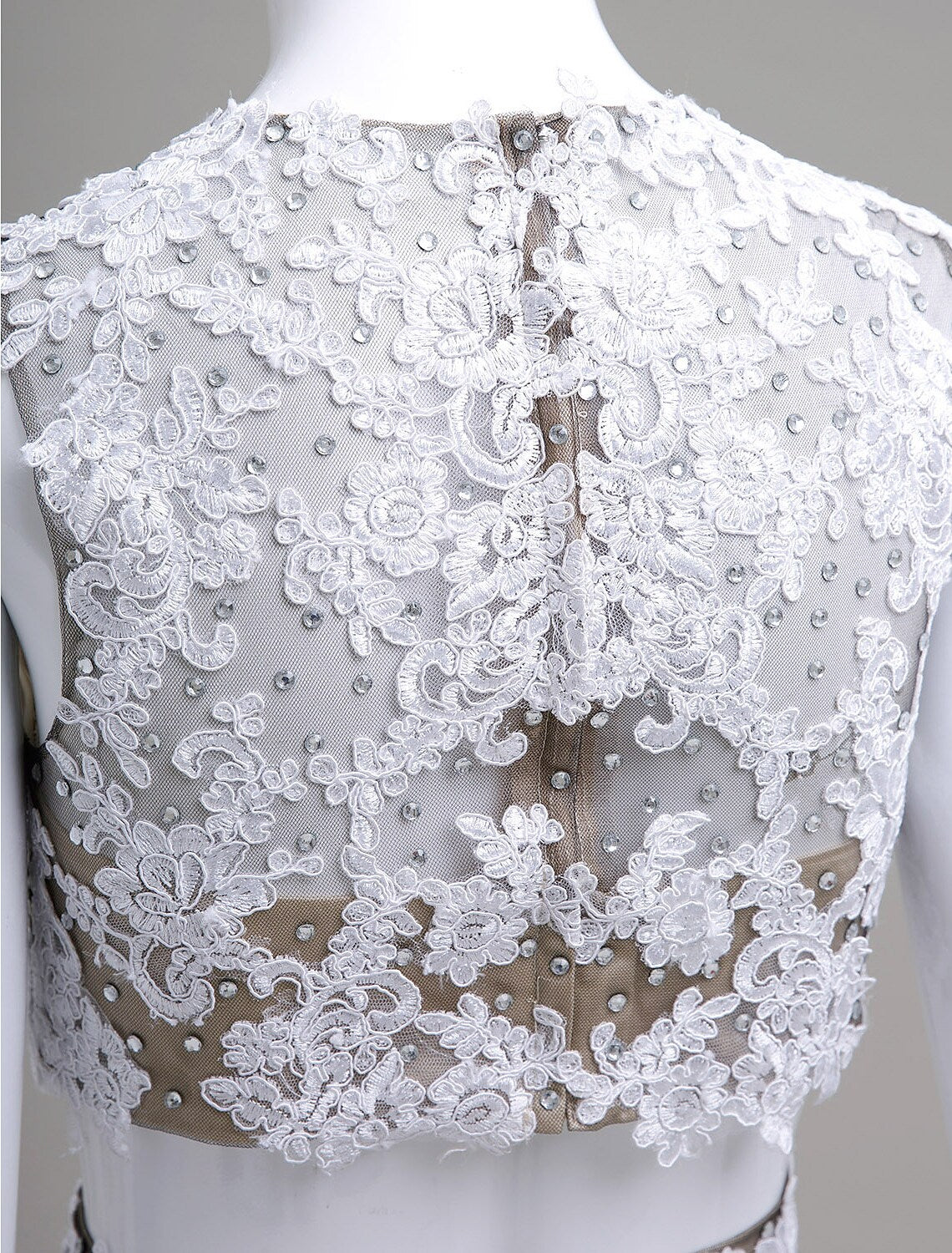 Chic Plus Size Two-Piece Lace Beaded Short Homecoming Dress.