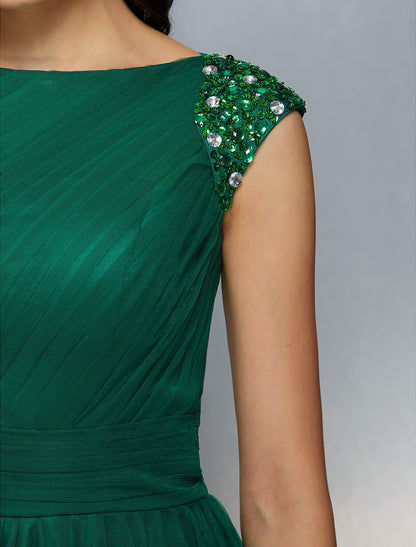 Elegant A-Line Boat Neck Short Sleeve Floral Tulle Gown for Wedding Guests.