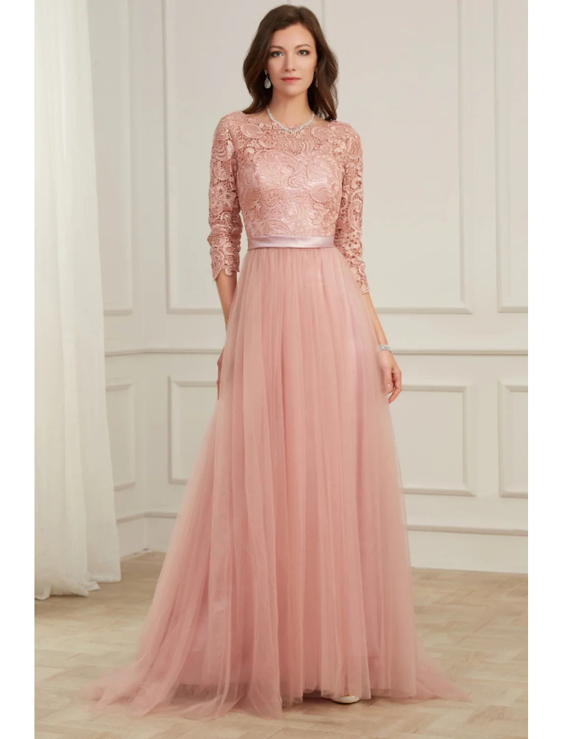Elegant A-Line Jewel Neck Long Sleeve Lace Applique Evening Gown with Train.