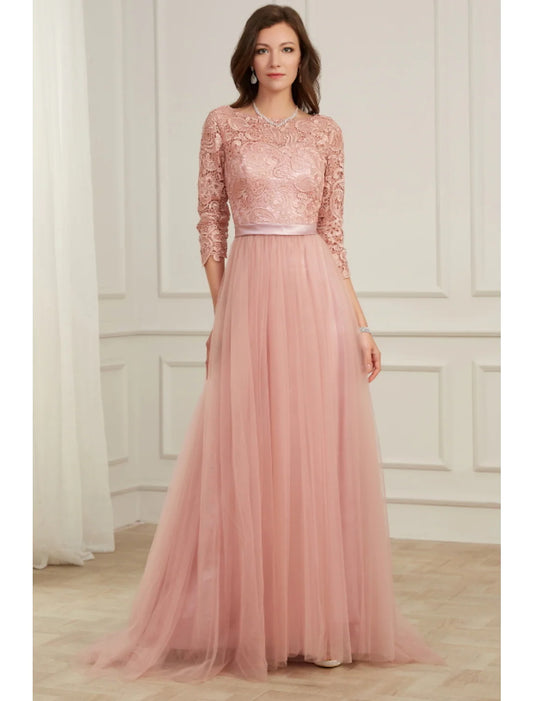 Elegant A-Line Jewel Neck Long Sleeve Lace Applique Evening Gown with Train.