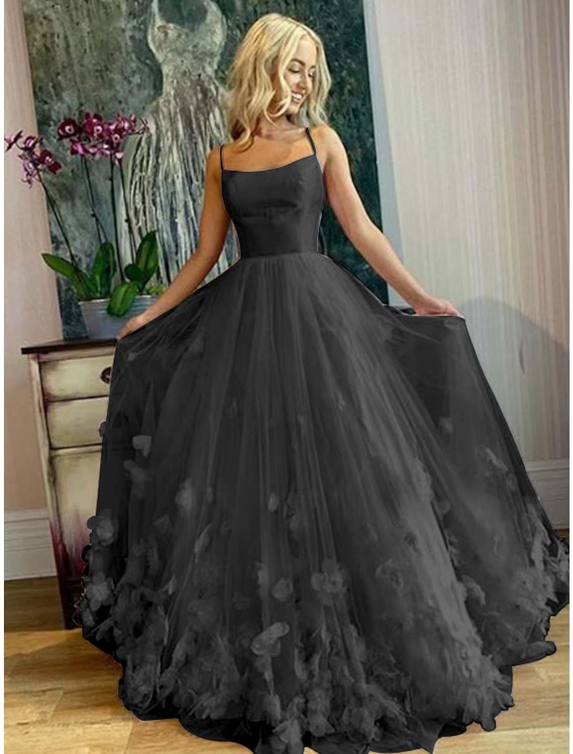 Elegant A-Line Spaghetti Strap Tulle Pleated Applique Floor Length Prom Dress.