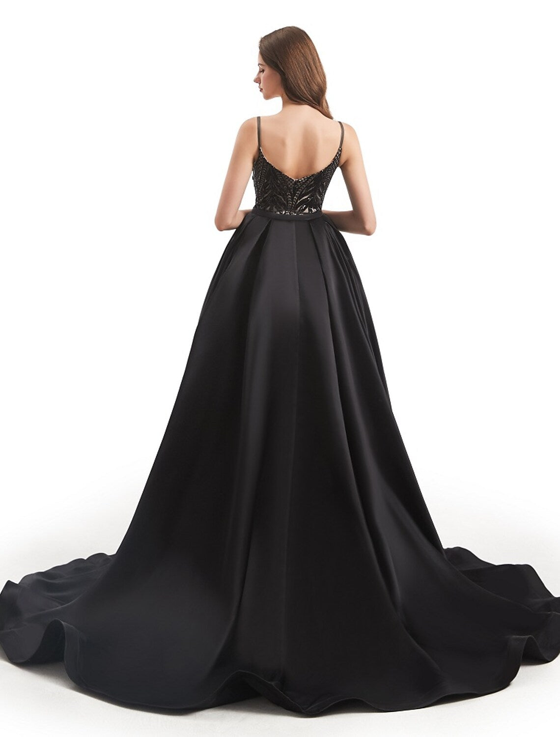 Side profile of the elegant detachable sequin mermaid trumpet gown.