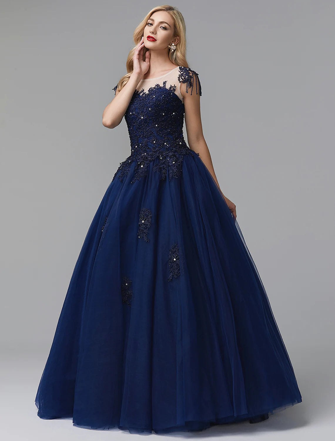 Elegant Mermaid Trumpet Illusion Neck Lace Appliques White Floor Length Evening Dress.