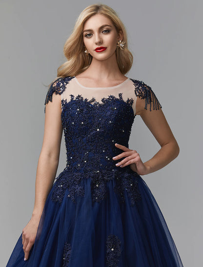 Elegant Mermaid Trumpet Illusion Neck Lace Appliques White Floor Length Evening Dress.