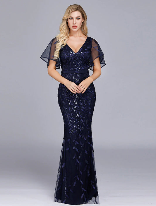 Elegant Mermaid Trumpet Jewel Neck Short Sleeve Ruffled Evening Gown.
