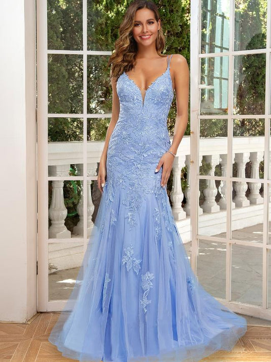 Elegant Mermaid Trumpet Prom Dress with floral appliques and court train.