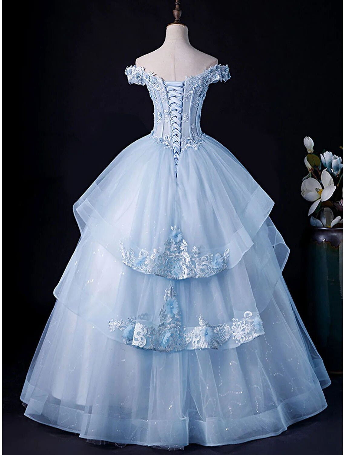 Elegant Off-Shoulder Ball Gown Minimalist Pleated Tulle White Floor-Length Evening Dress.