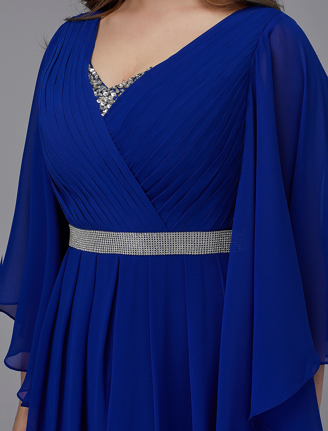 Elegant Plus Size A-Line V-Neck Long Sleeve Sequin Chiffon Gown.
