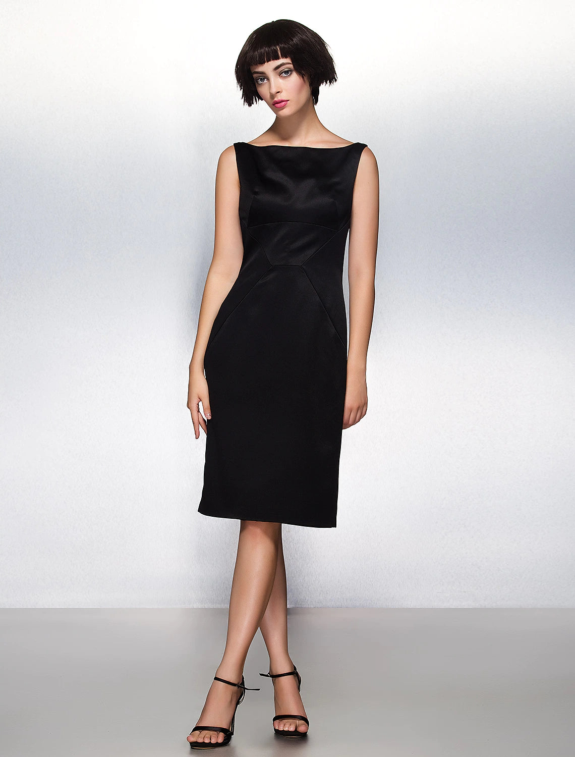Elegant Sheath Bateau Neck Pleated Satin Knee-Length Party Dress.