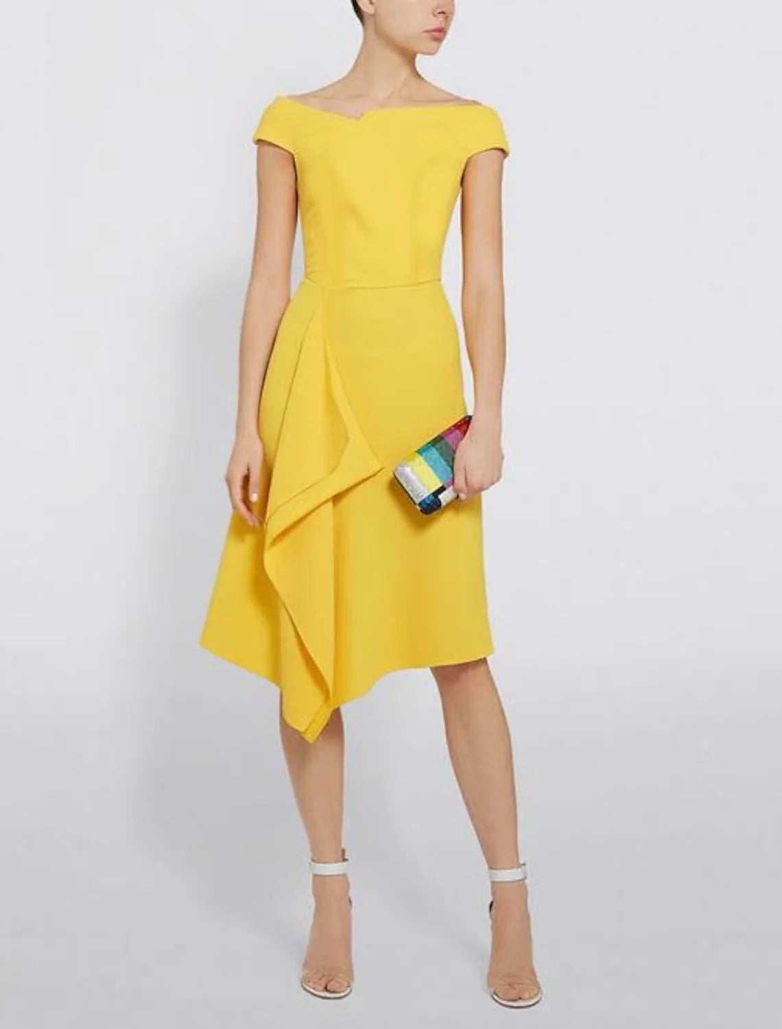 Elegant Sheath Boat Neck Short Sleeve Satin Knee Length Cocktail Party Dress.