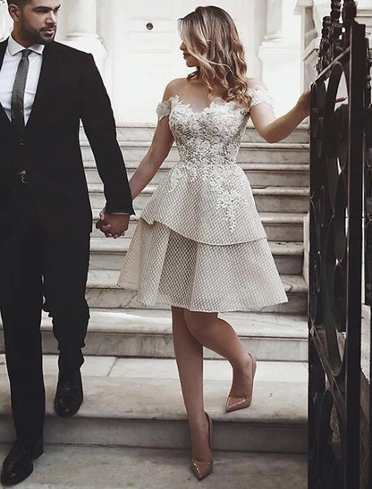Sexy A-Line Off Shoulder Lace Appliques Knee Length Holiday Cocktail Dress.