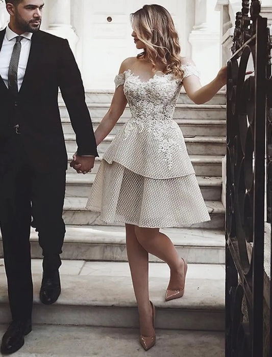 Sexy A-Line Off Shoulder Lace Appliques Knee Length Holiday Cocktail Dress.